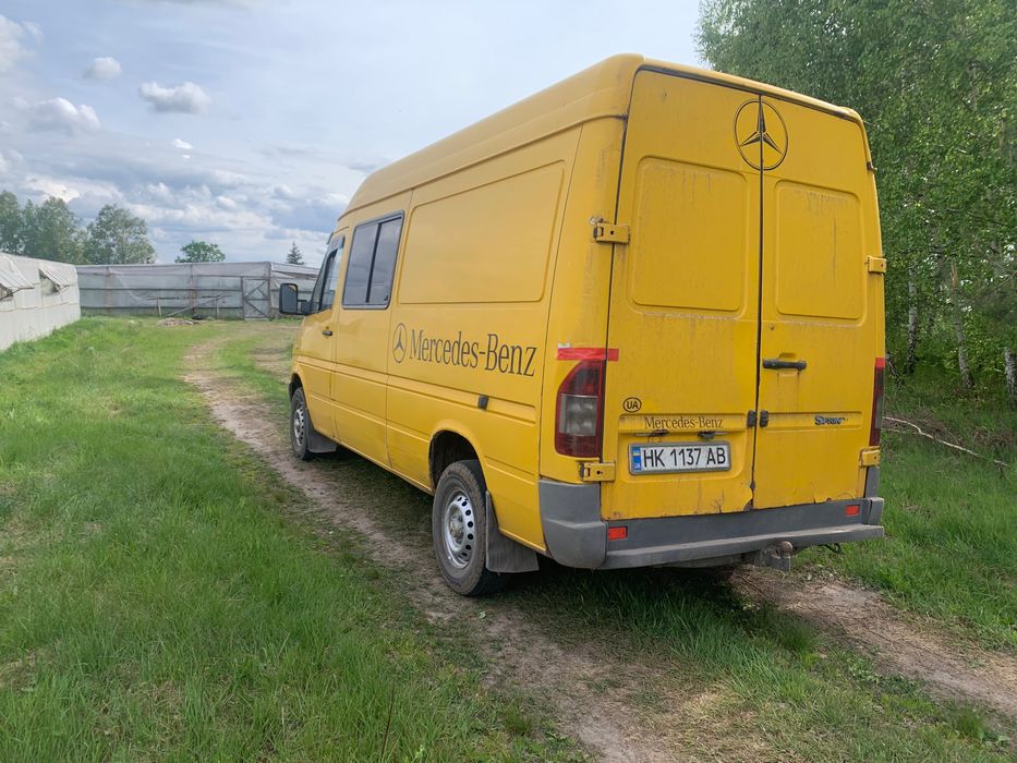 Мерседес спрінтер