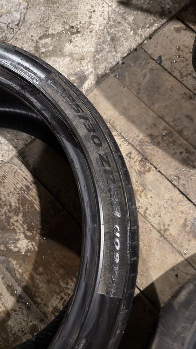 325/30/23 Pirelli