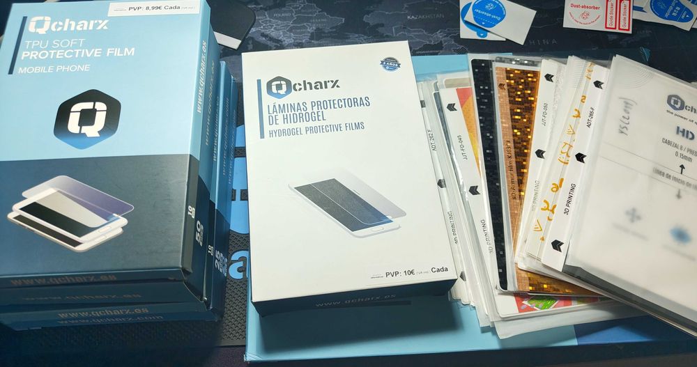 Plotter de Corte de Película de Hidrogel, Qcharx QX1 com 199 Películas