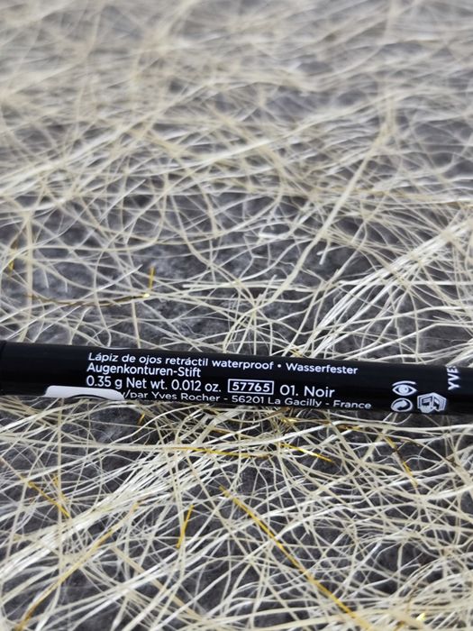 Lápis Olhos à Prova de Água Preto da Yves Rocher