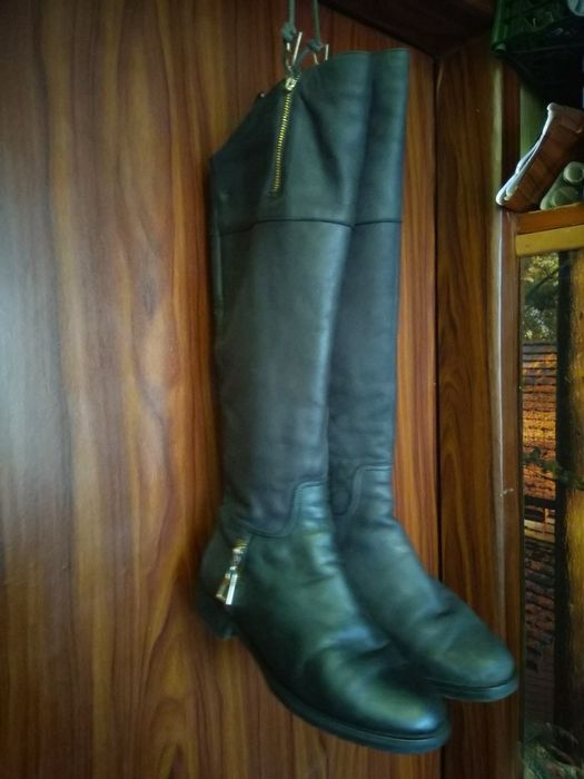 Жіночі шкіряні чоботи 39 розміру