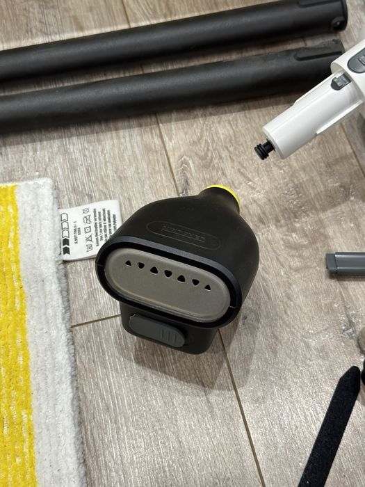 Керхер пароочисник для клінінгу для прибирання  karcher SC-1 + парова праска швабра мийка для вікон пилесос