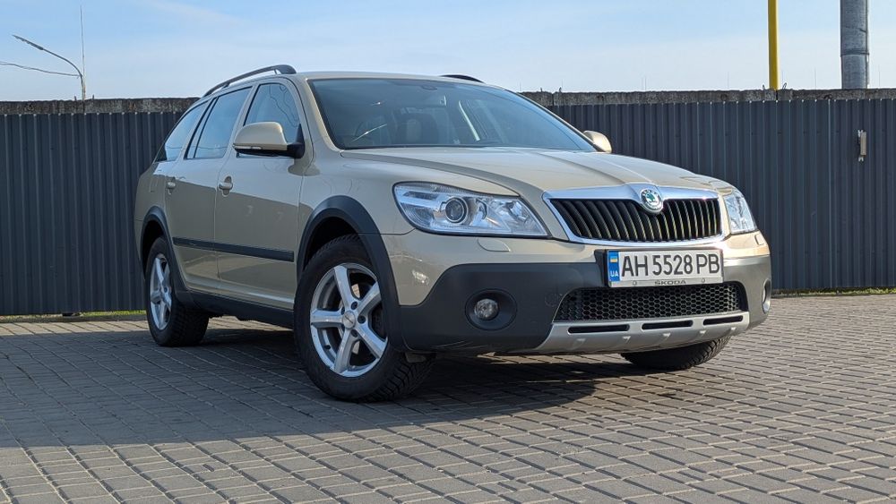 Skoda Octavia Scout 4x4 2011 1.8 tsi (повний привід)