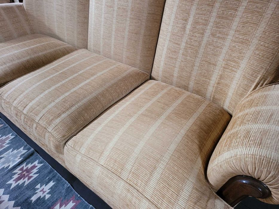 Sofá cama três lugares - óptimo estado e qualidade