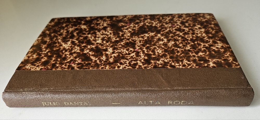 Livro antigo "Alta Roda" de Júlio Dantas, primeira edição