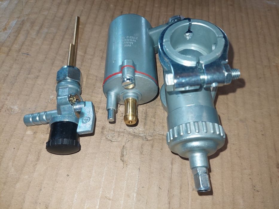 Nowy zestaw kpl gaznik+ kranik wsk125 wfm pl