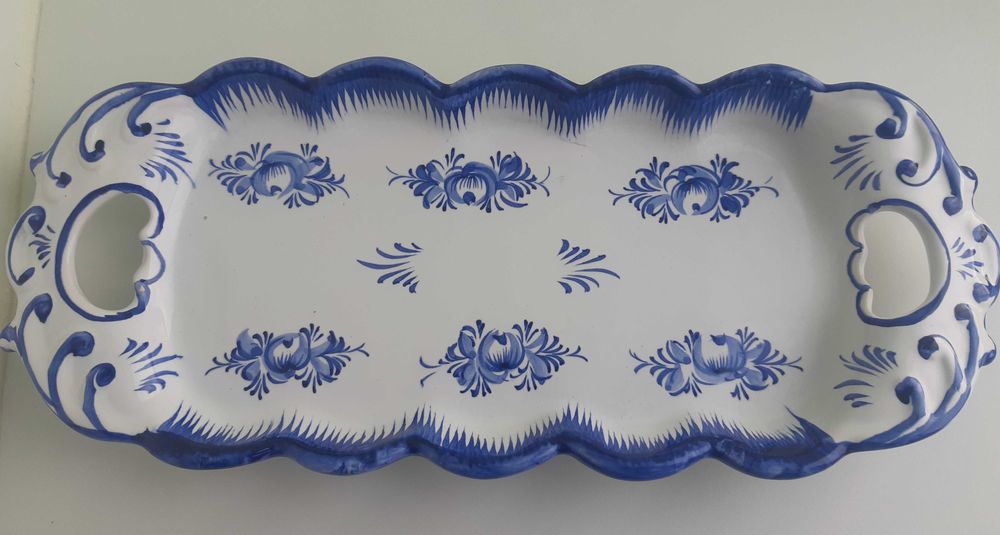 Vintage Hand-Painted Faience Pie Dish