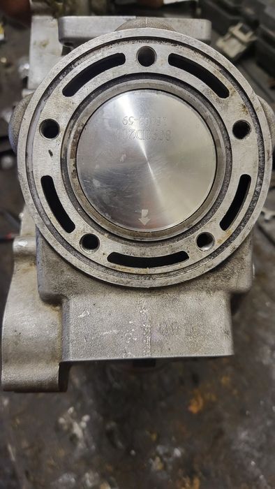 Remont silnika dwusuw oraz drobne naprawy samochodu. Więcej w opisie.