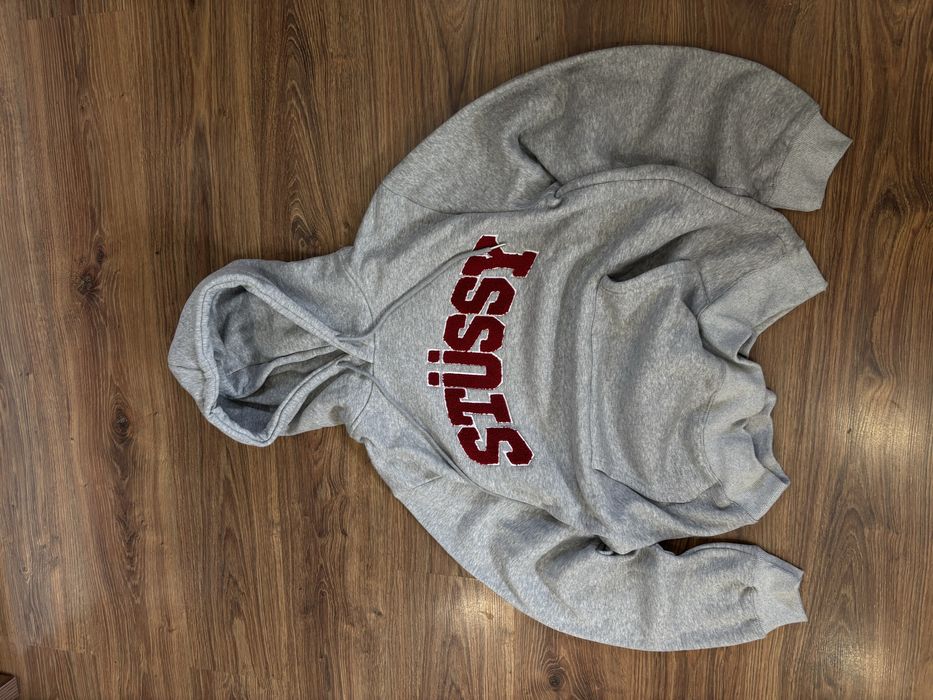 Szara bluza z kapturem Stussy, nowa, rozmiar XL