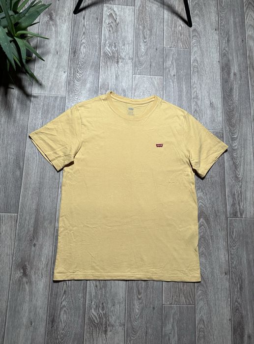 Футболка Levis Standard Logo Yellow Tee