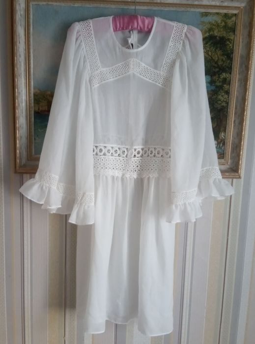 Продам белое платье McQ Alexander McQueen it42