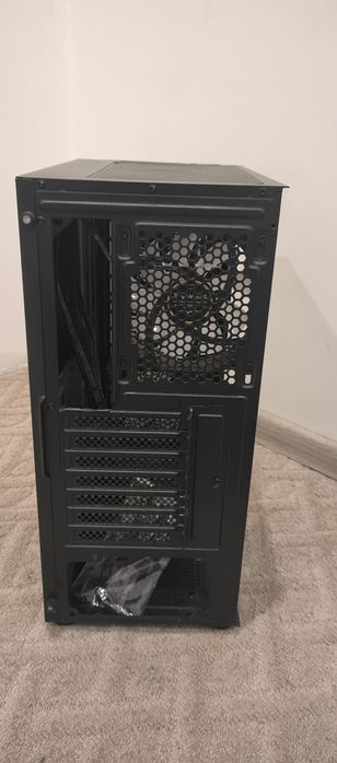 Совершенно новый Корпус    Gamdias Aura GC1 Black