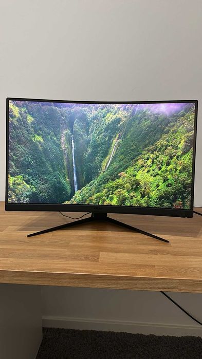 Monitor Gaming Curvo MSI G27C4 27"