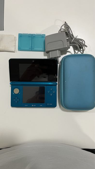 Nintendo 3Ds mais 5 jogos