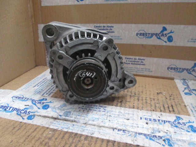 Alternador TOYOTA RAV4 II (_A2_)