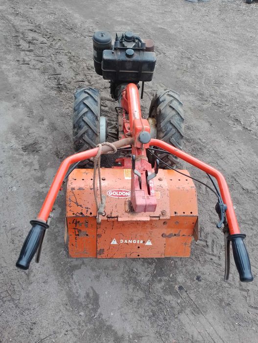 Ciągnik jedno osiowy Goldoni glebogryzarka Diesel 7 KM Lombardini 530