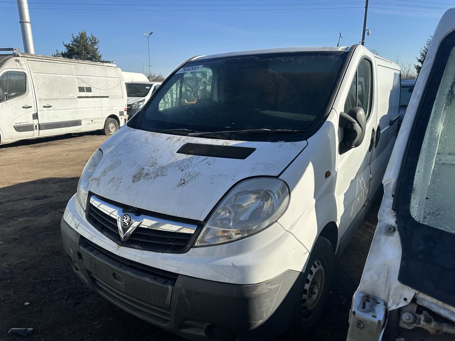 Opel Vivaro silnik 2.0 CDTI 2008r,Anglik z kluczykami