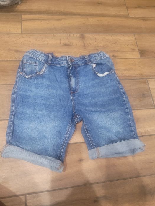 Spodenki jeansowe