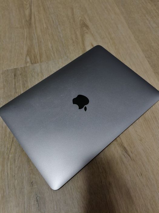 MacBook 12" Retina Early 2016 | Core m7 | 8 GB RAM | nowa bateria