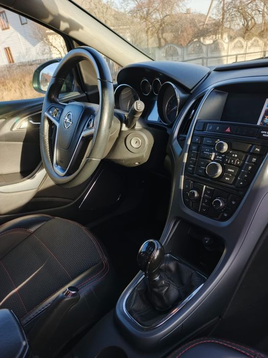 Opel Astra 1.7 diesel 2012