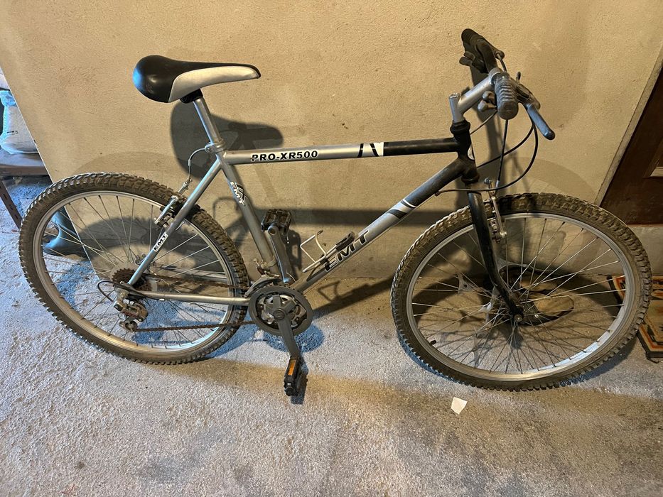 Vendo bicicleta de montanha