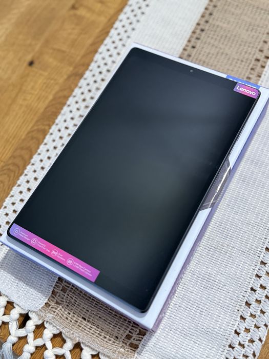 Tablet Lenovo TAB M10 4/64GB LTE stan idealny