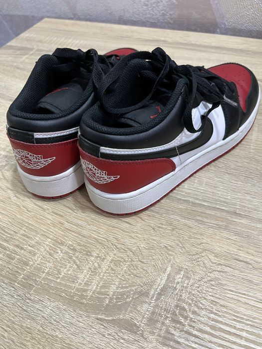 Кросівки Nike AIR Force 1 LE (Gs) 24 см в ідеальному стані