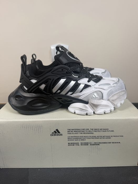 Adidas XLG Runner Deluxe Size 38