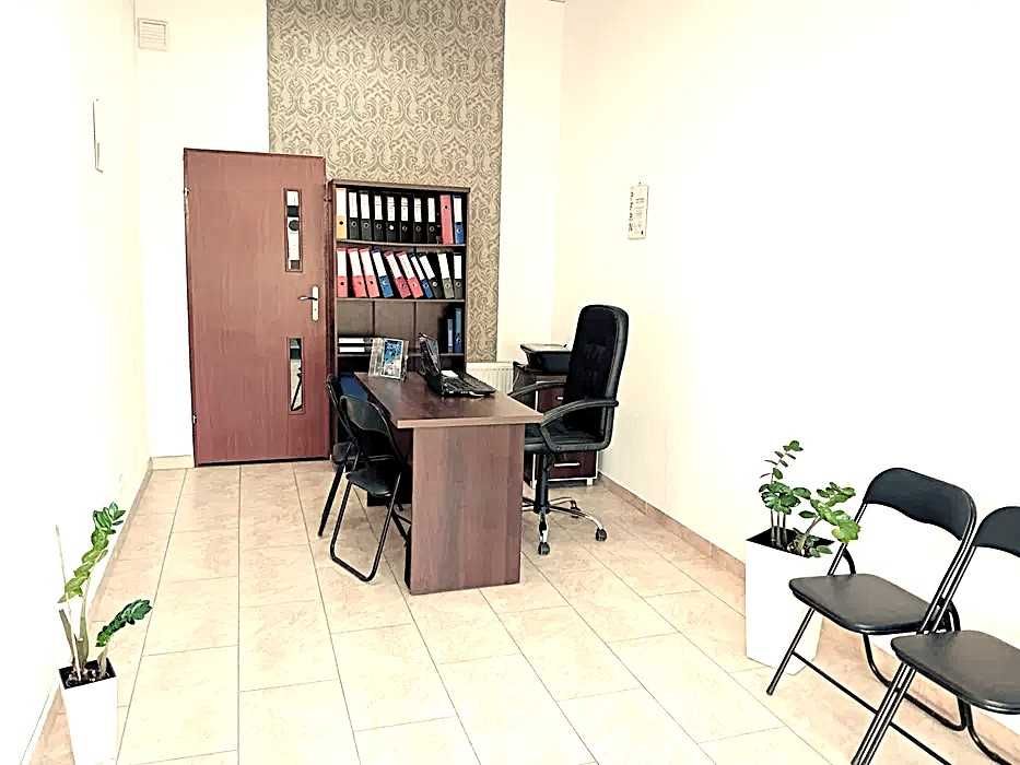 Piękny lokal w Centrum (ul. Centralna) + witryna, aneks kuch., toaleta