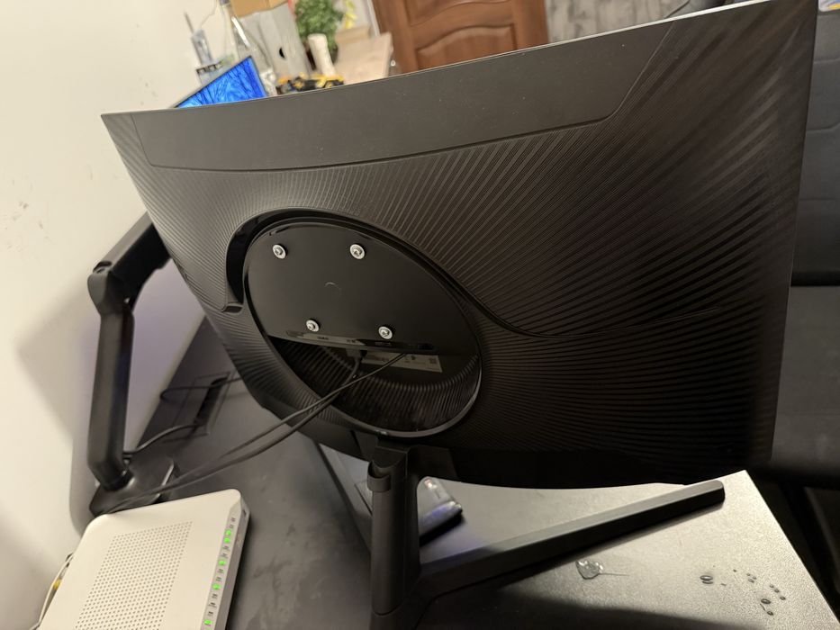 monitor samsung lc27g55tqwrxen