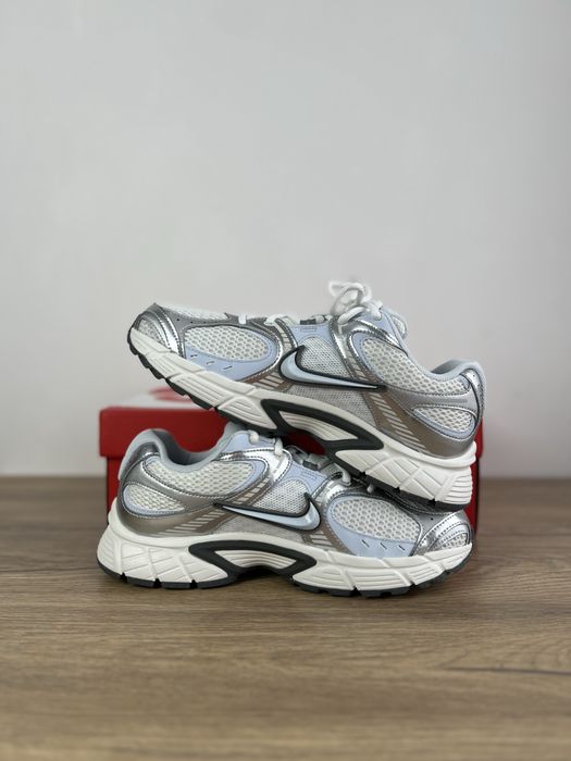 Чоловічі легкі кросівки Nike V5 RNR | Оригінал кросівки на літо ( для бігу )