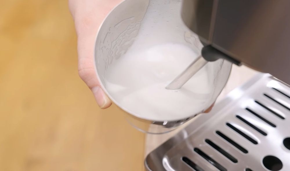 Кофемашина Adler