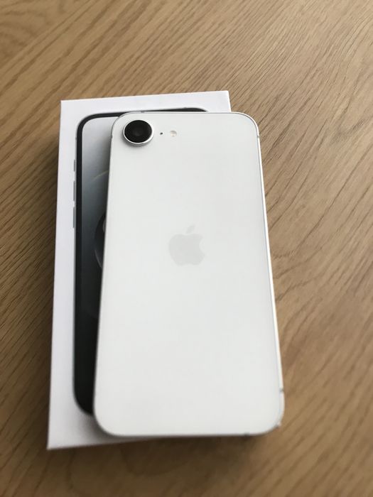 Apple iPhone 16e — купити смартфон недорого на OLX.ua