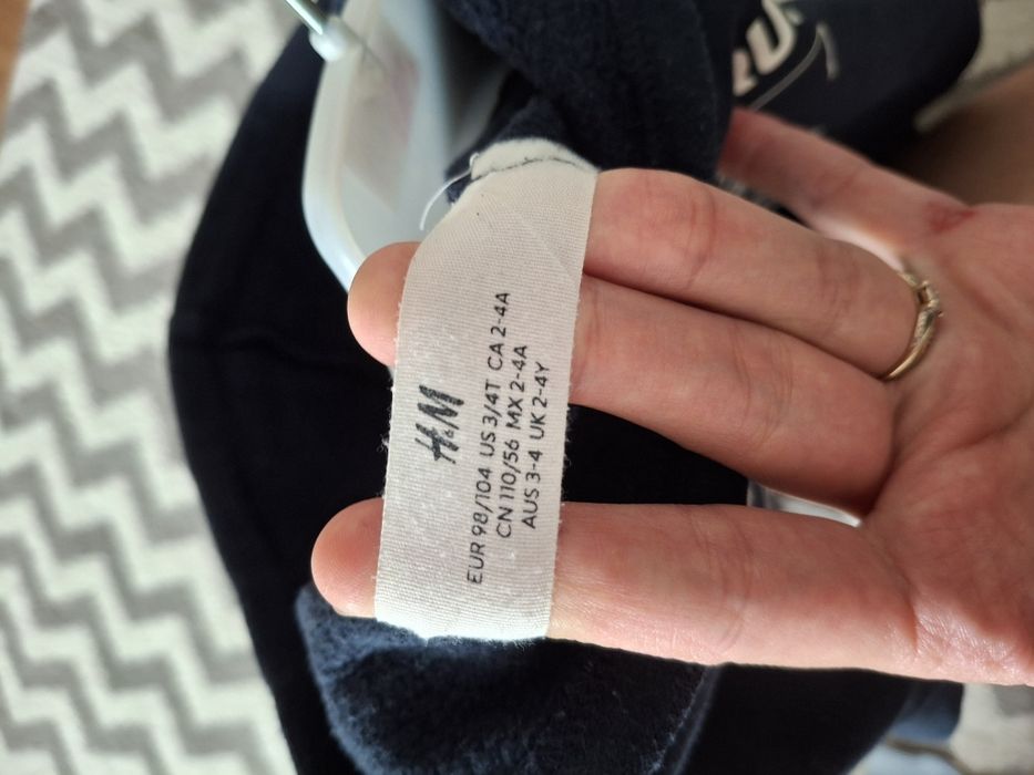 Bluza chłopięca H&M rozmiar 98/104