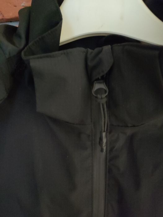 H&M. Kurtka wiatro i wodoszczelna. Rozmiar 164 cm