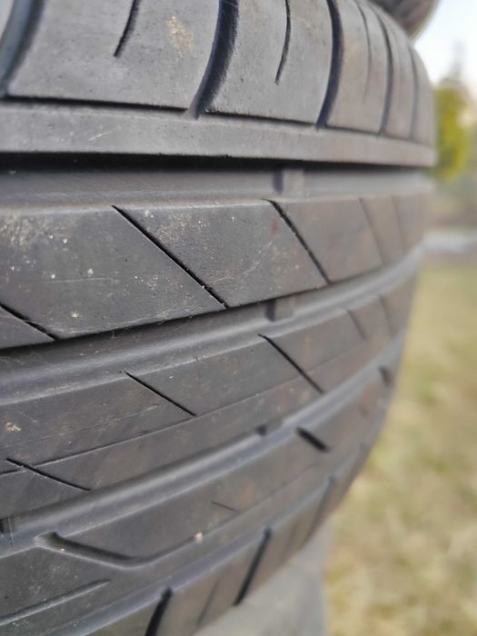 Opony letnie 225/55 R17 97V Bridgestone Turanza – dobry bieżnik