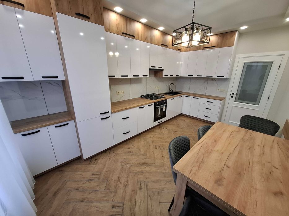 Оренда 2 кімнатної квартири у новобудові вул. Тролейбусна. Перша здача