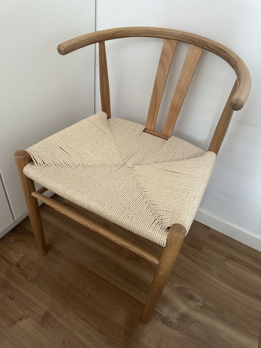 Nowe stylowe krzesło dębowe