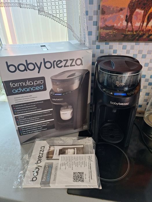Машина для приготування дитячої суміші Baby Brezza Formula Pro Advanced