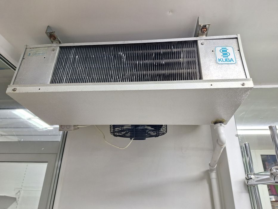 Холодильник для квітів