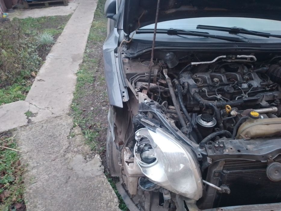 Продам Тойота Авенсис