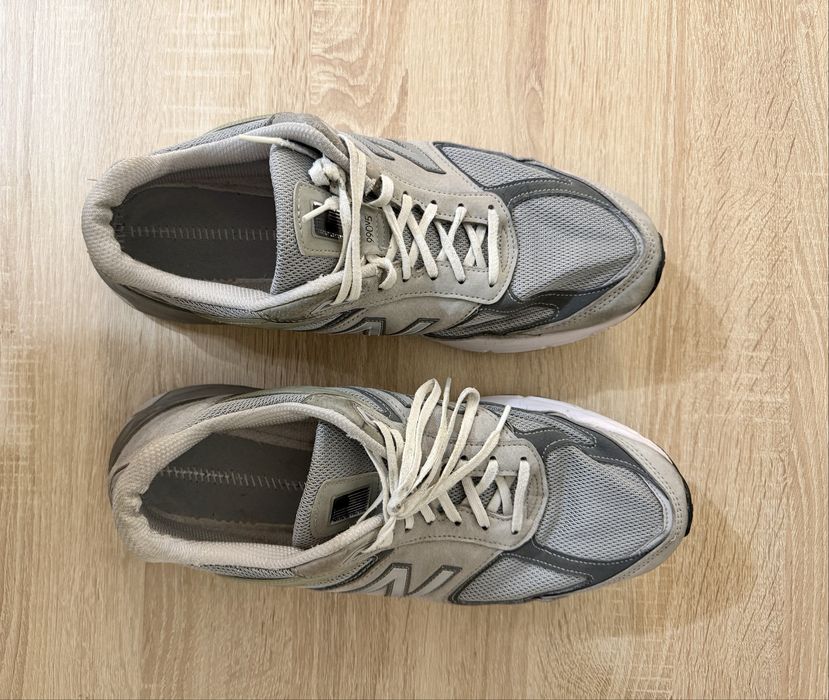 New Balance 990v5