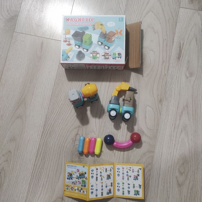 Магнітні машинки JIA YU TOY Набір з рухомими деталями (158-60)