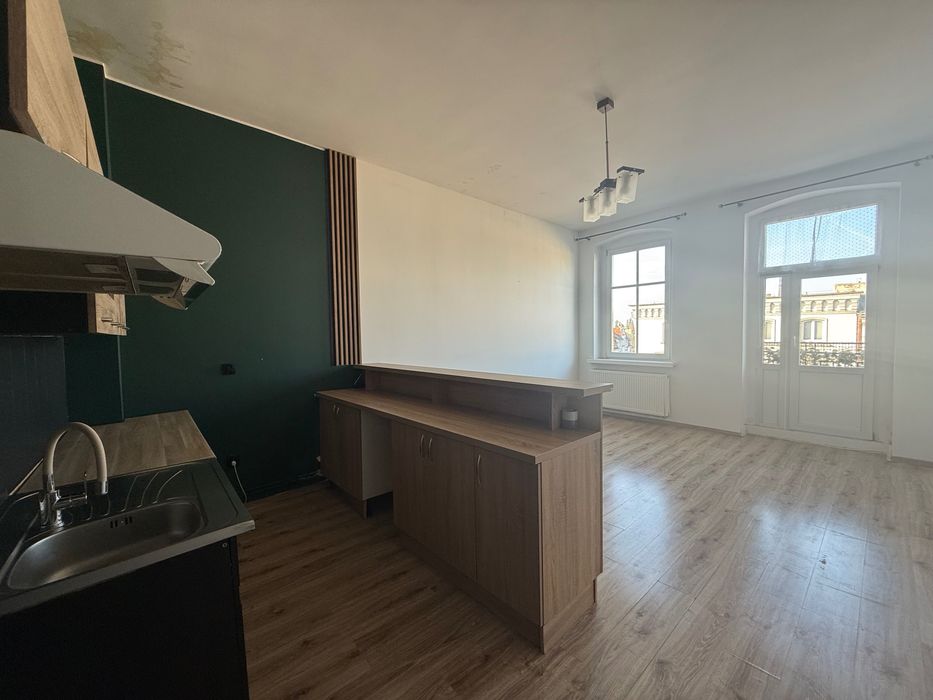 NOWE WARUNKI . Mieszkanie w Centrum