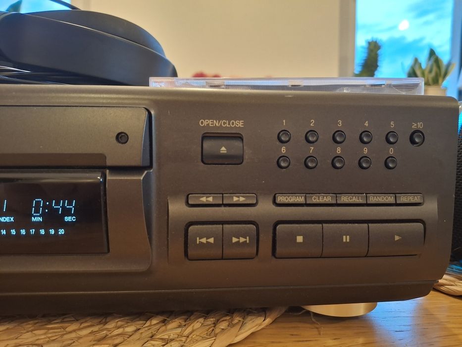 Technics CD Player SL-PS670A