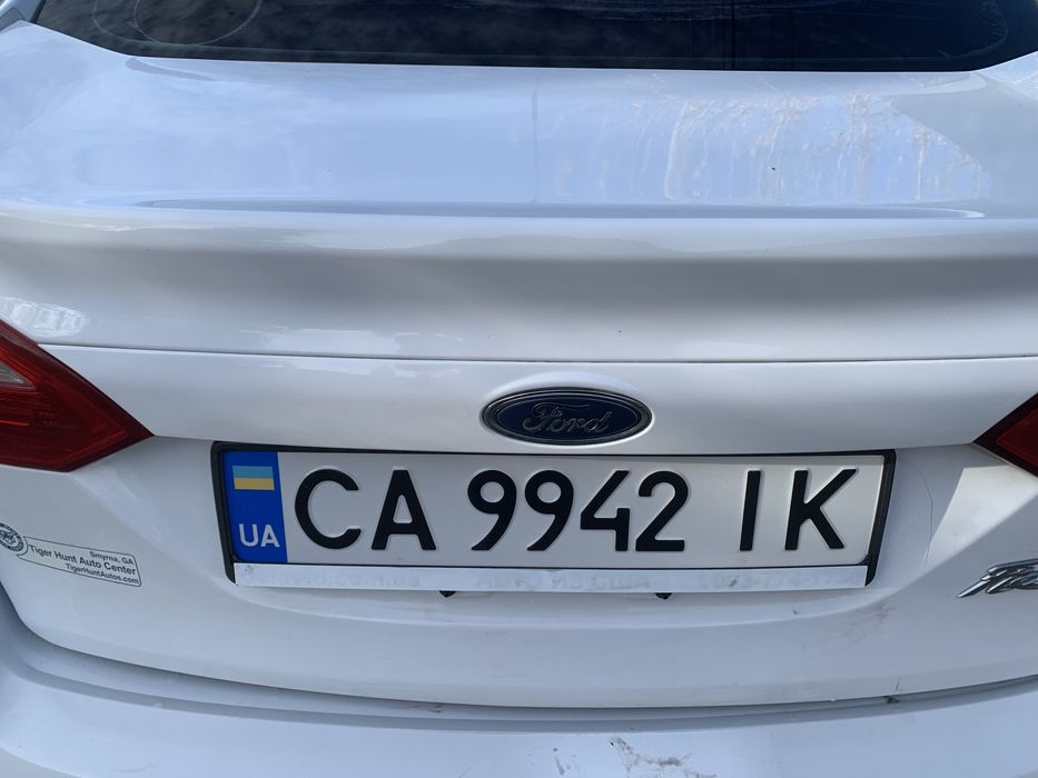 Форд фиеста 2015 газ бензин срочно .Торг !!!