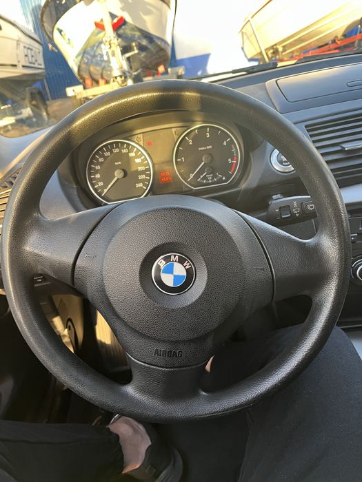 Material BMW SERIE 1 e87