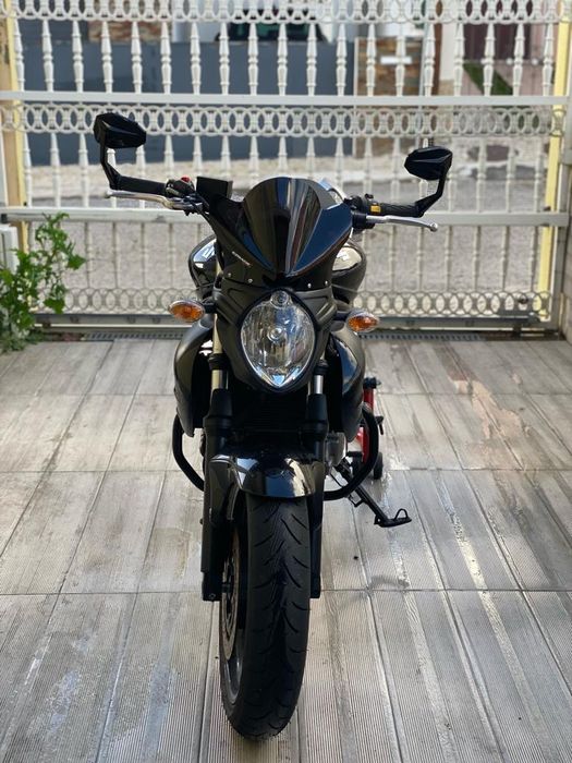 Suzuki sfv 650 gladius