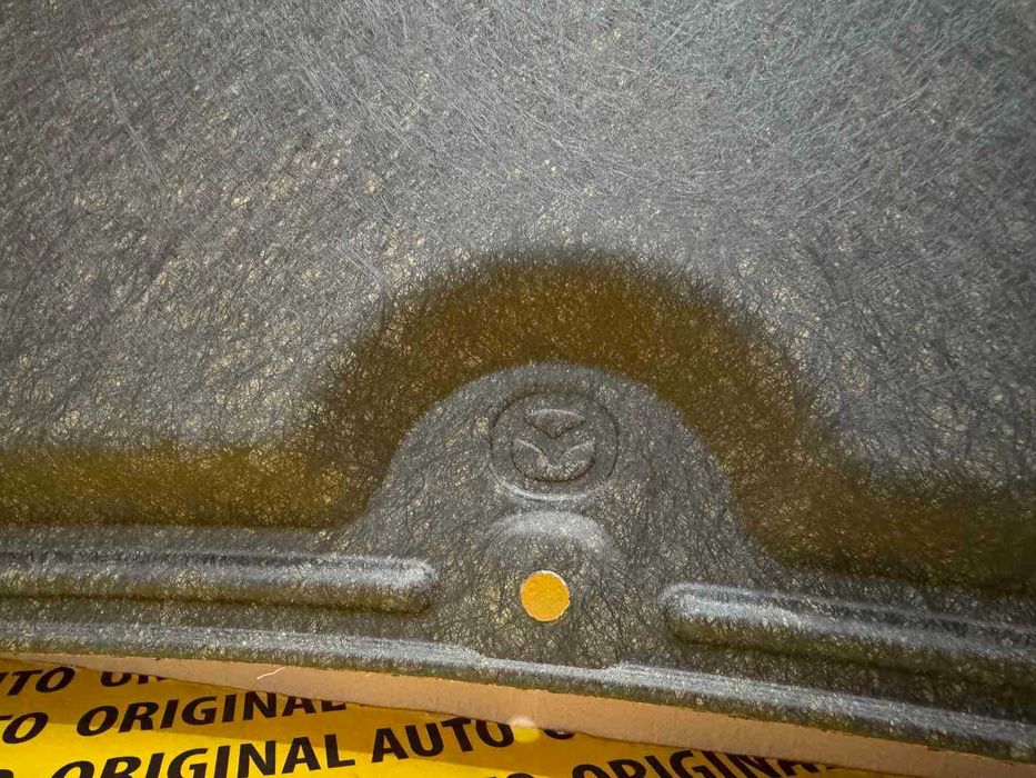 Шумоізоляція капоту Mazda CX-5 17-25 Нова Оригінал