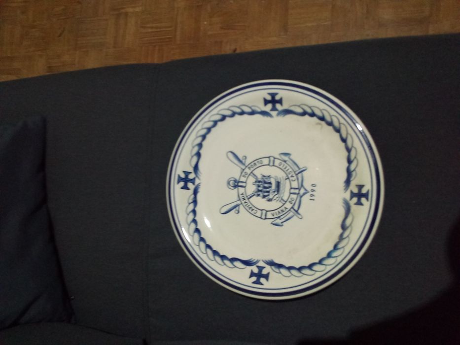 Prato de Viana do Castelo. Pintado a mao